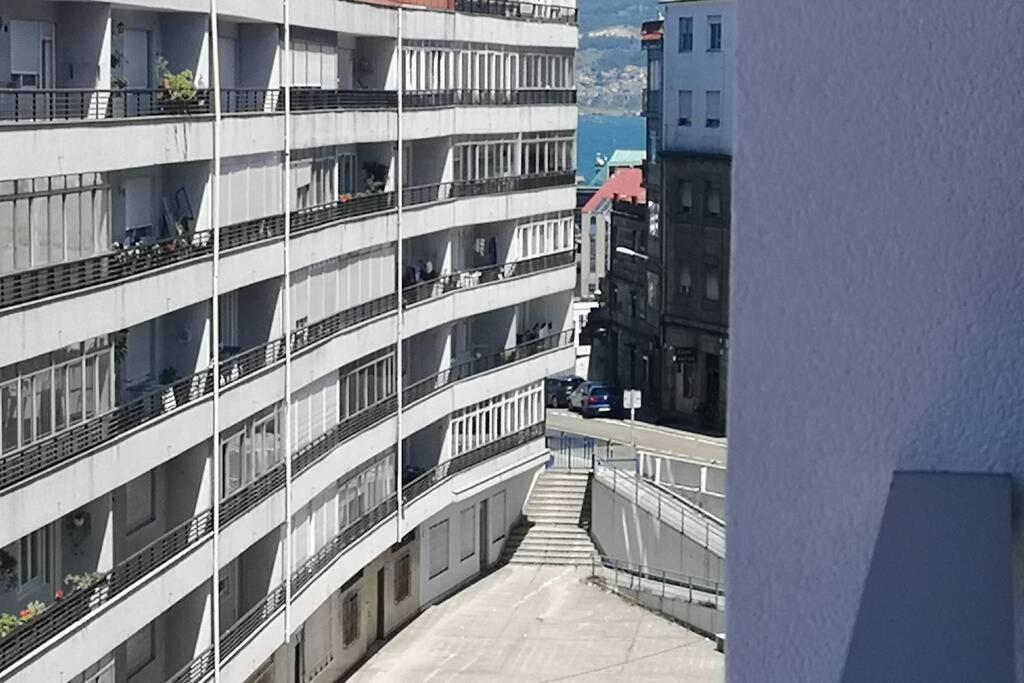 Appartamento Piso Moderno Con Garaje En El Centro De Vigo Esterno foto