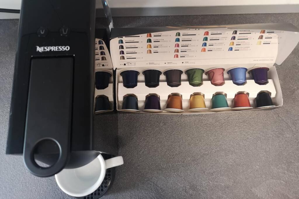 Appartamento Piso Moderno Con Garaje En El Centro De Vigo Esterno foto
