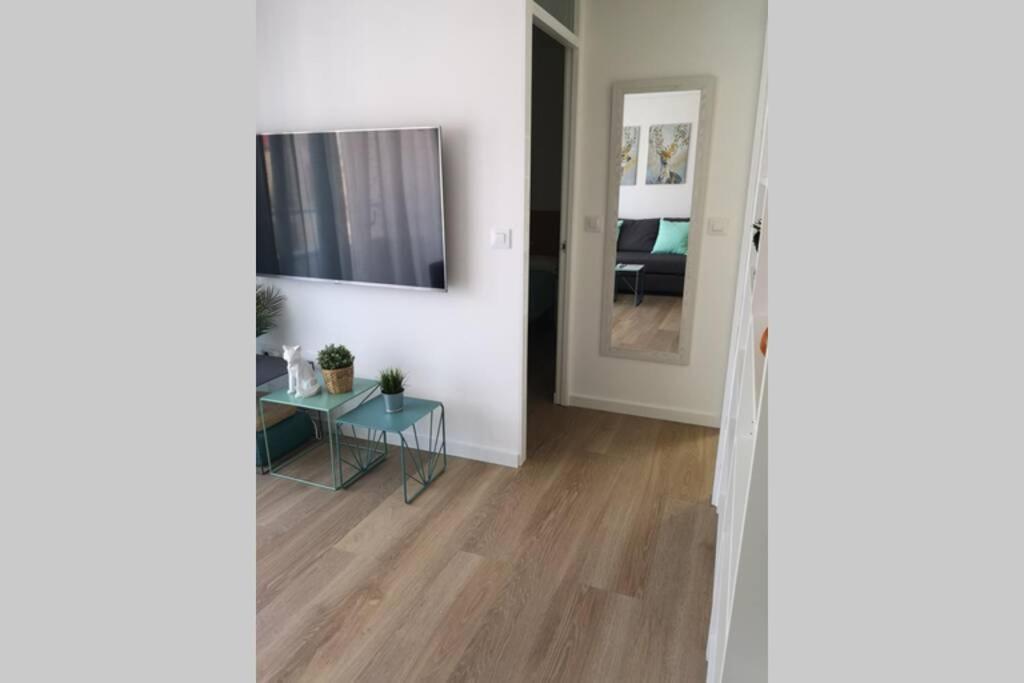Appartamento Piso Moderno Con Garaje En El Centro De Vigo Esterno foto